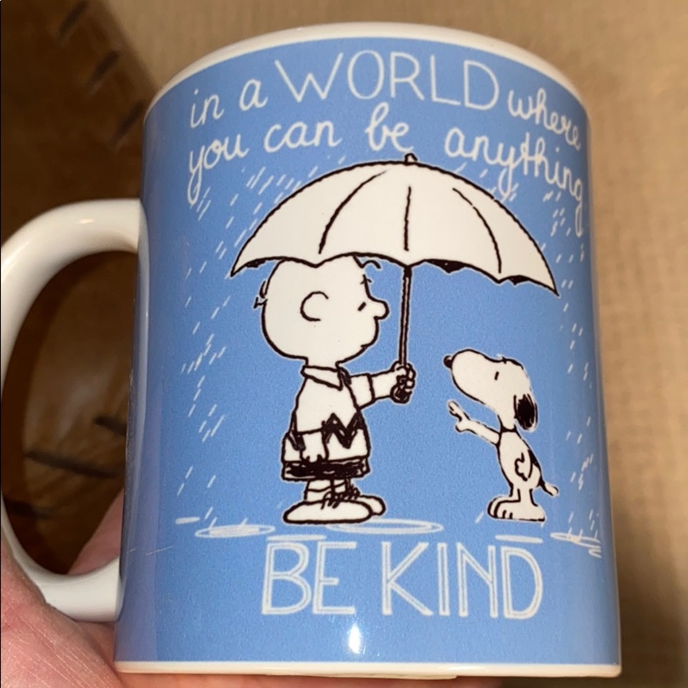 Charlie Brown And Snoopy Be Kind Ceramic Coffee Tea Mug NWT IOB